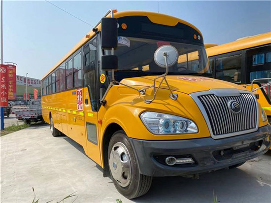 46座校车