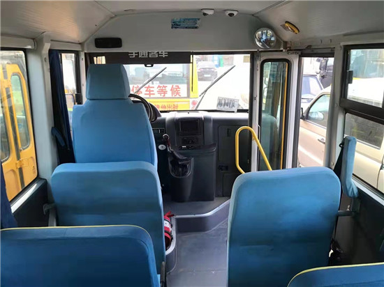 二手19座校车